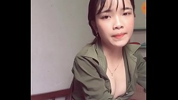 Bigo Live Việt Nam: Nơi Các Em Gái Nóng Bỏng Lộ Hàng Và Cuồng Nhiệt đêm Khuya